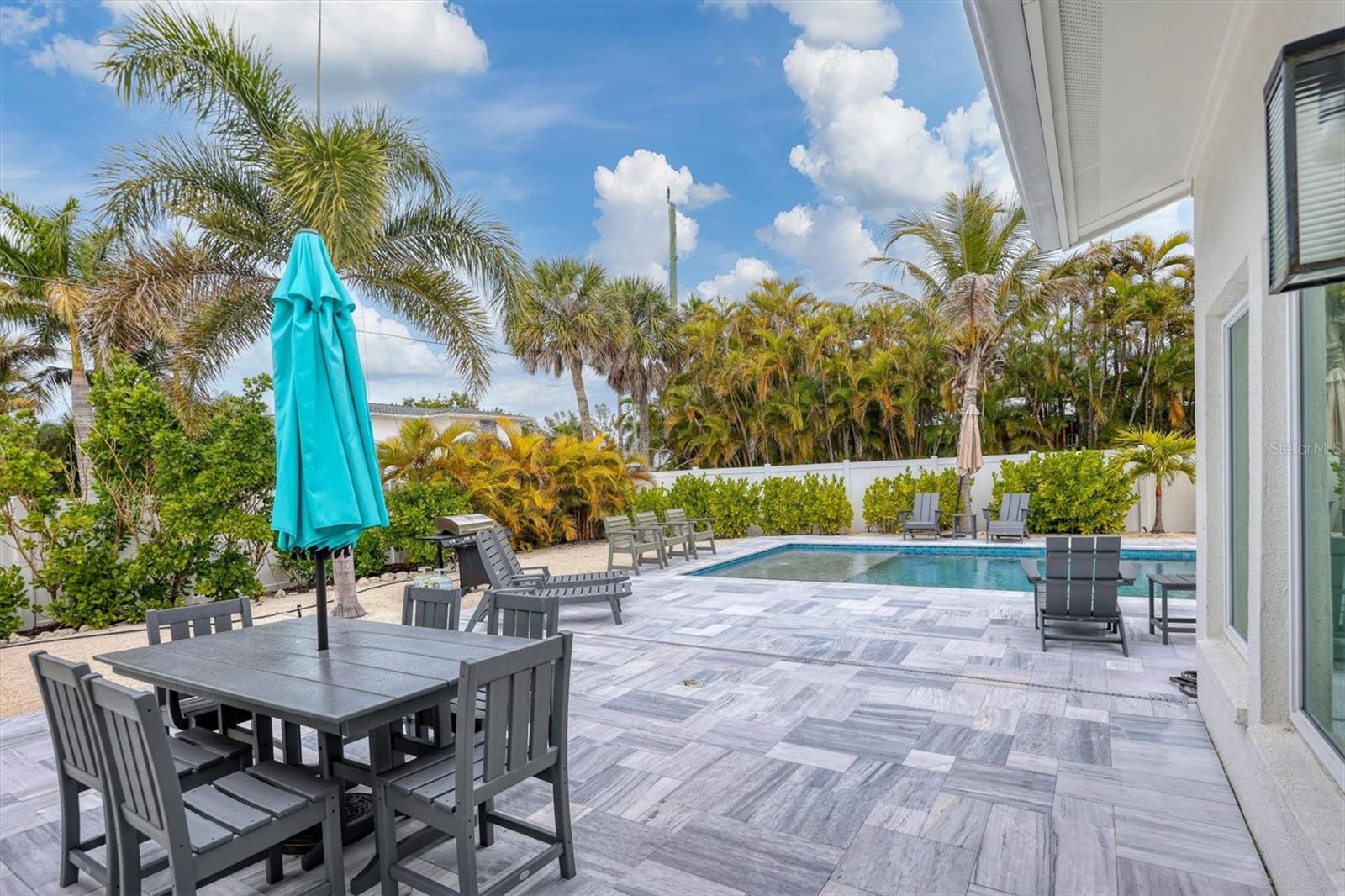 Image 41 of 66 For 270 Gladiolus Street