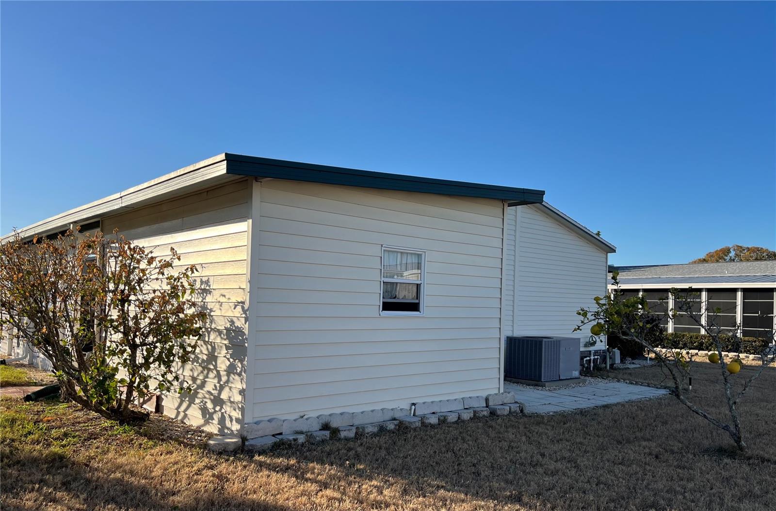 Image 26 of 45 For 5707 45th Street E 59