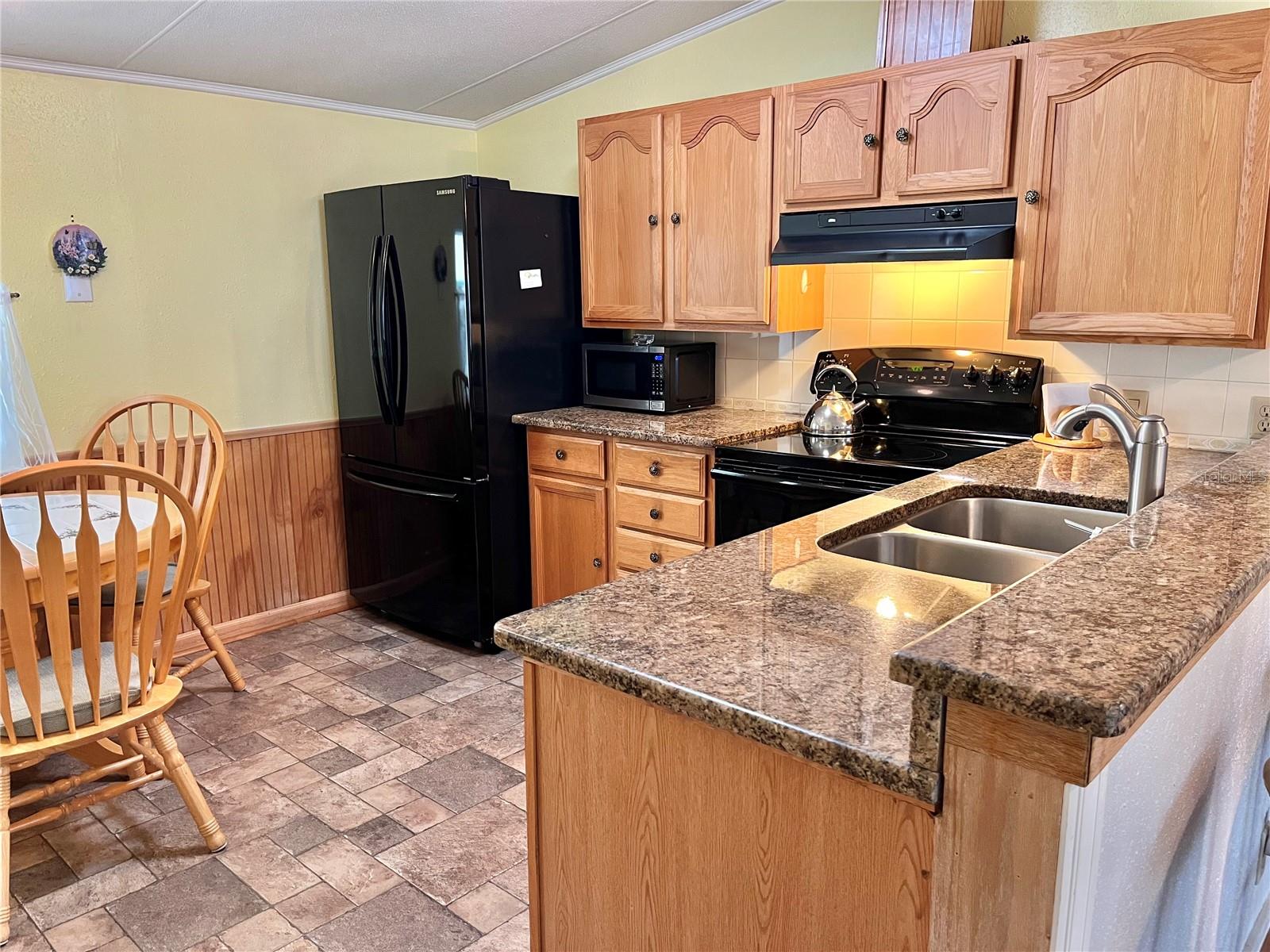 Image 6 of 45 For 5707 45th Street E 59