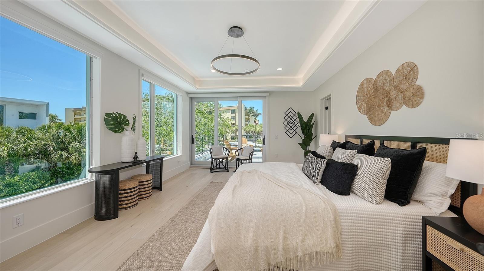 Image 37 of 89 For 8800 Midnight Pass Road