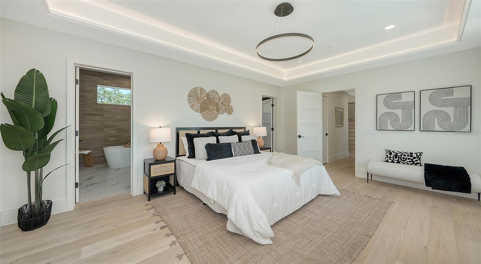 Image 39 of 89 For 8800 Midnight Pass Road