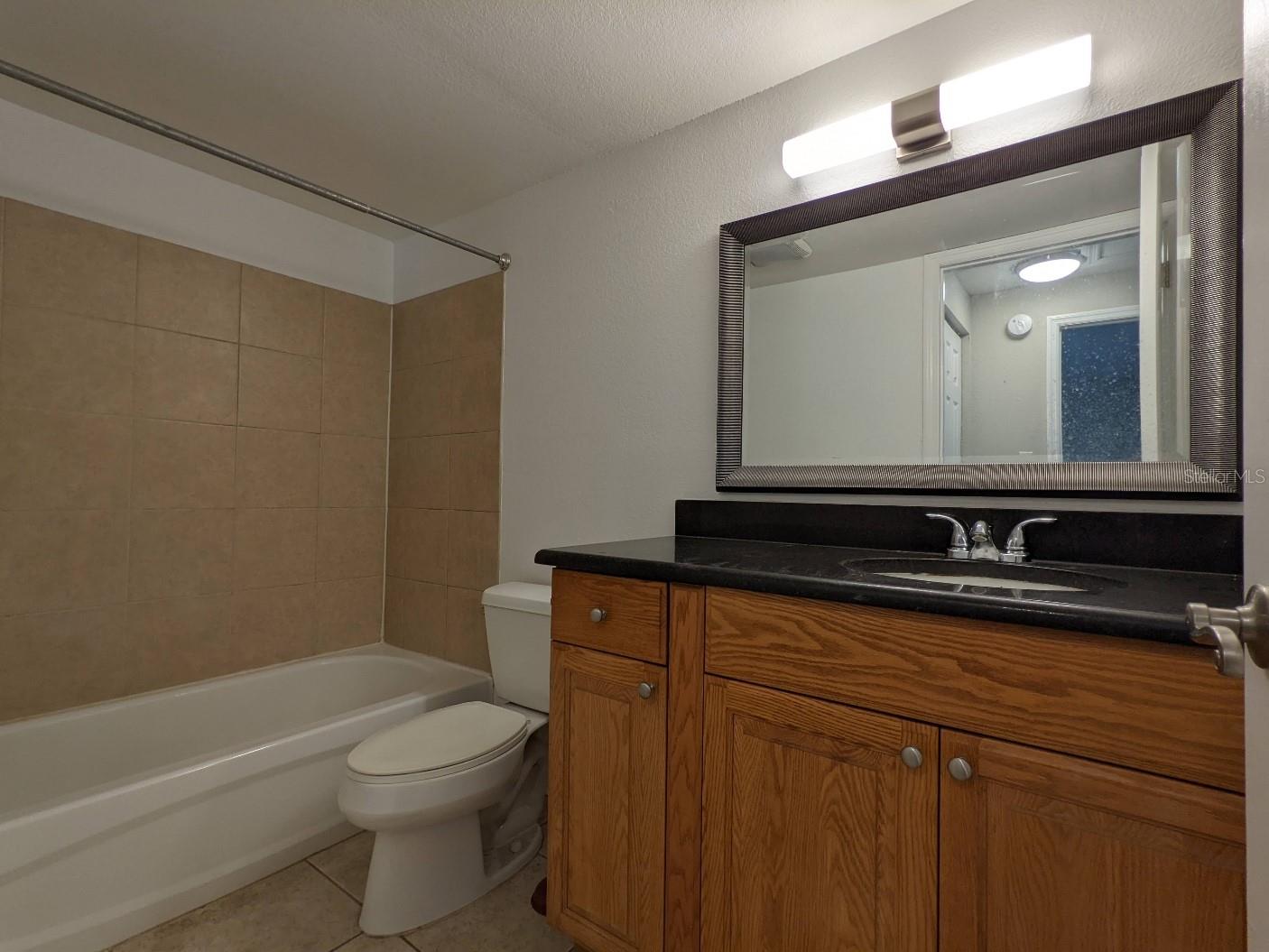 Image 9 of 13 For 1090 Cocoanut Avenue 4