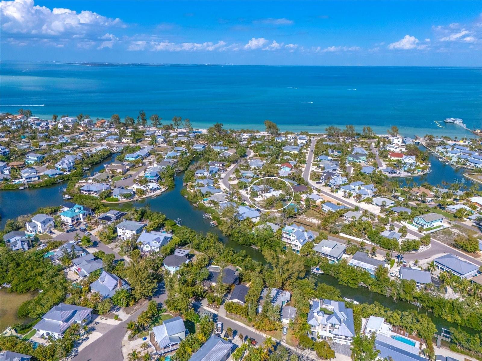 Image 26 of 39 For 216 Gladiolus Street