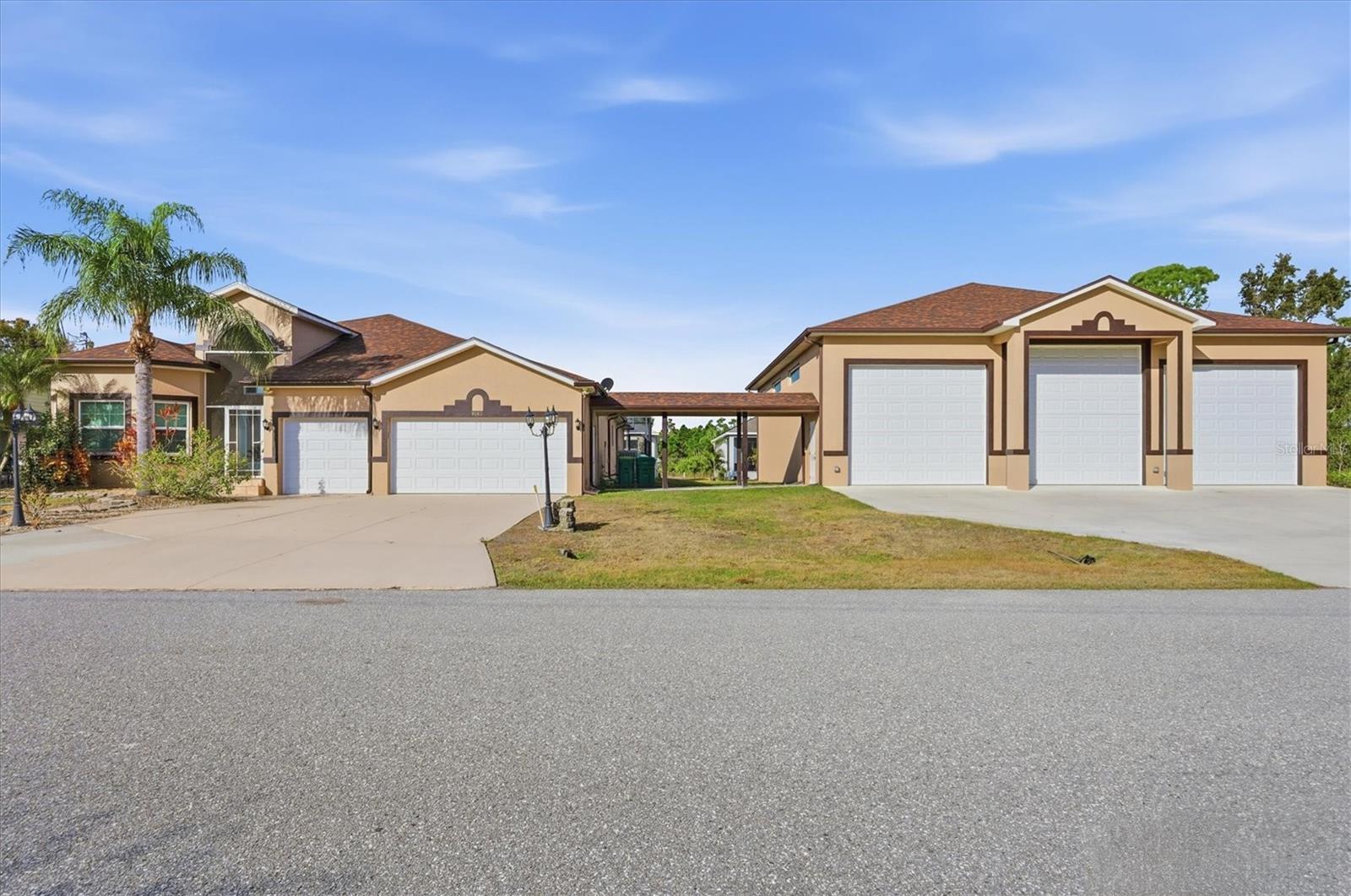 Image 5 of 43 For 8183 Deland Street