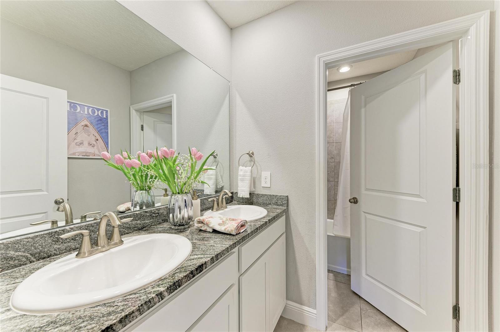 Image 37 of 54 For 5238 Grove Mill Loop