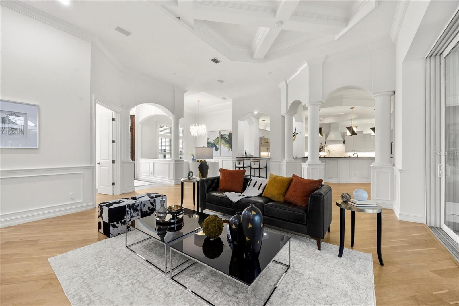 Image 16 of 79 For 7921 Waterton Lane