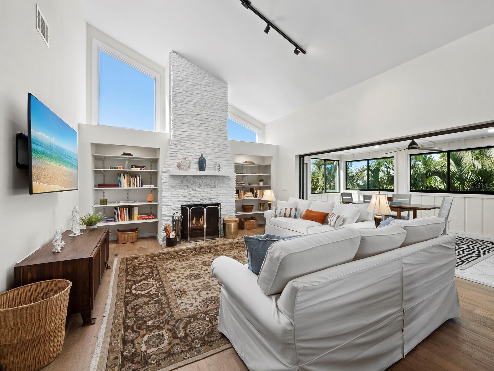 Image 11 of 59 For 601 Norton Street