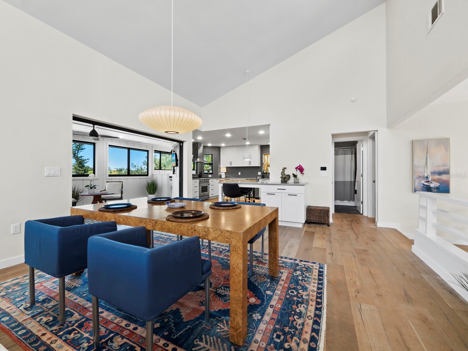 Image 13 of 59 For 601 Norton Street