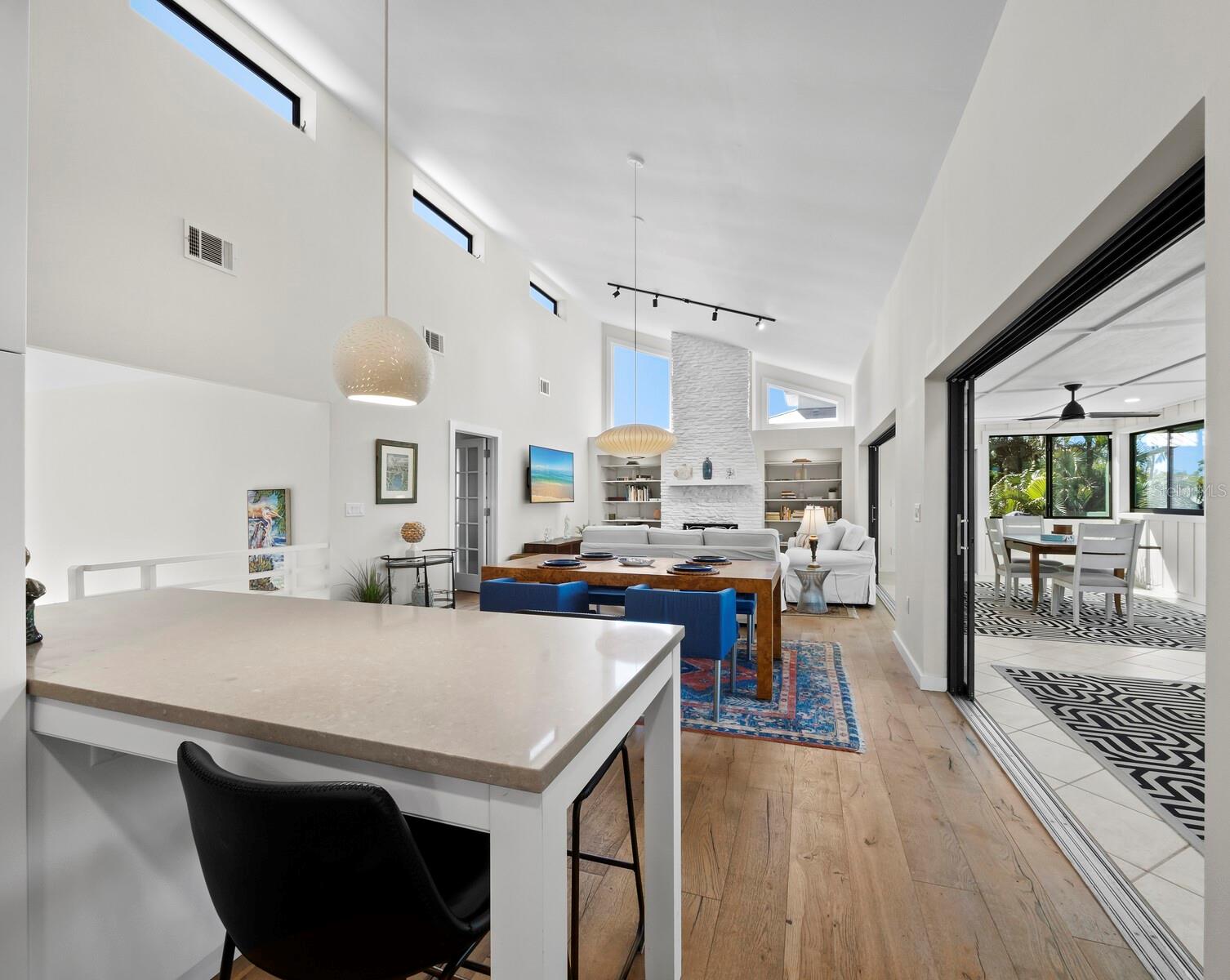 Image 18 of 59 For 601 Norton Street