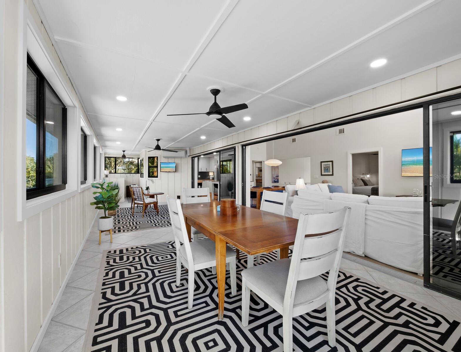 Image 21 of 59 For 601 Norton Street