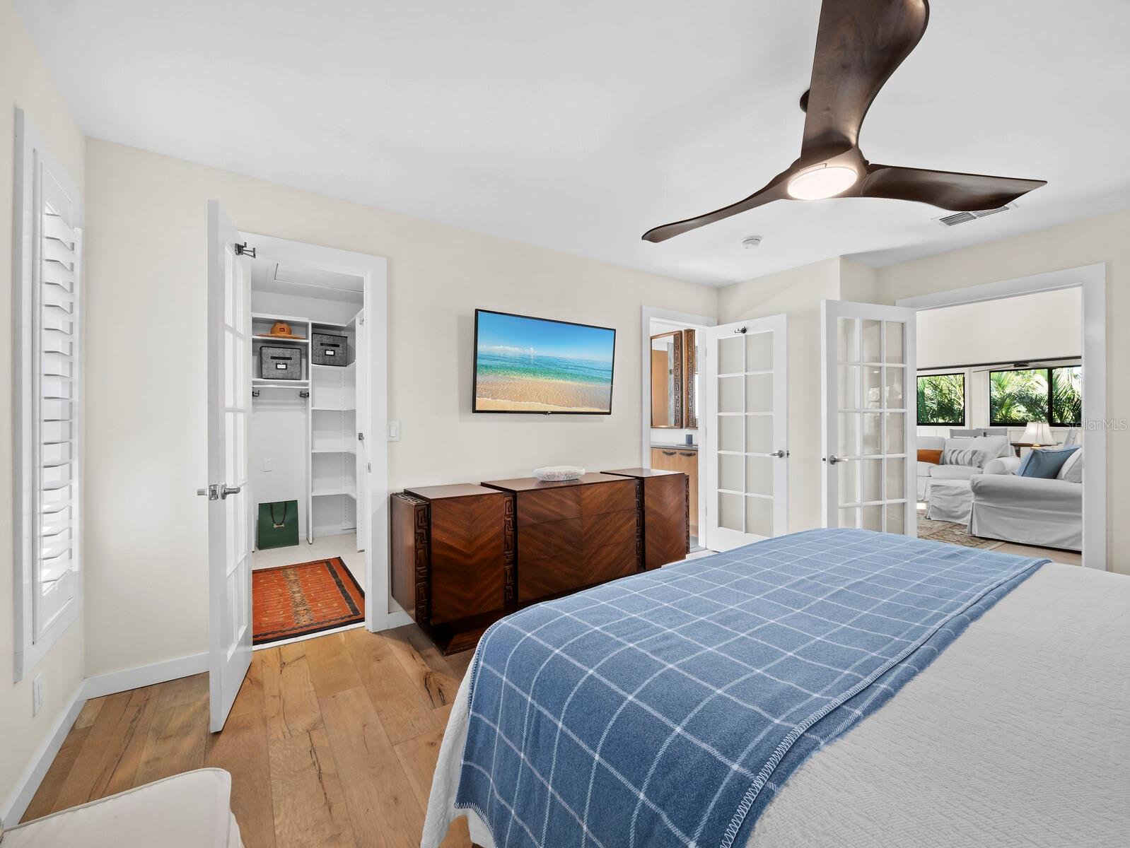 Image 26 of 59 For 601 Norton Street