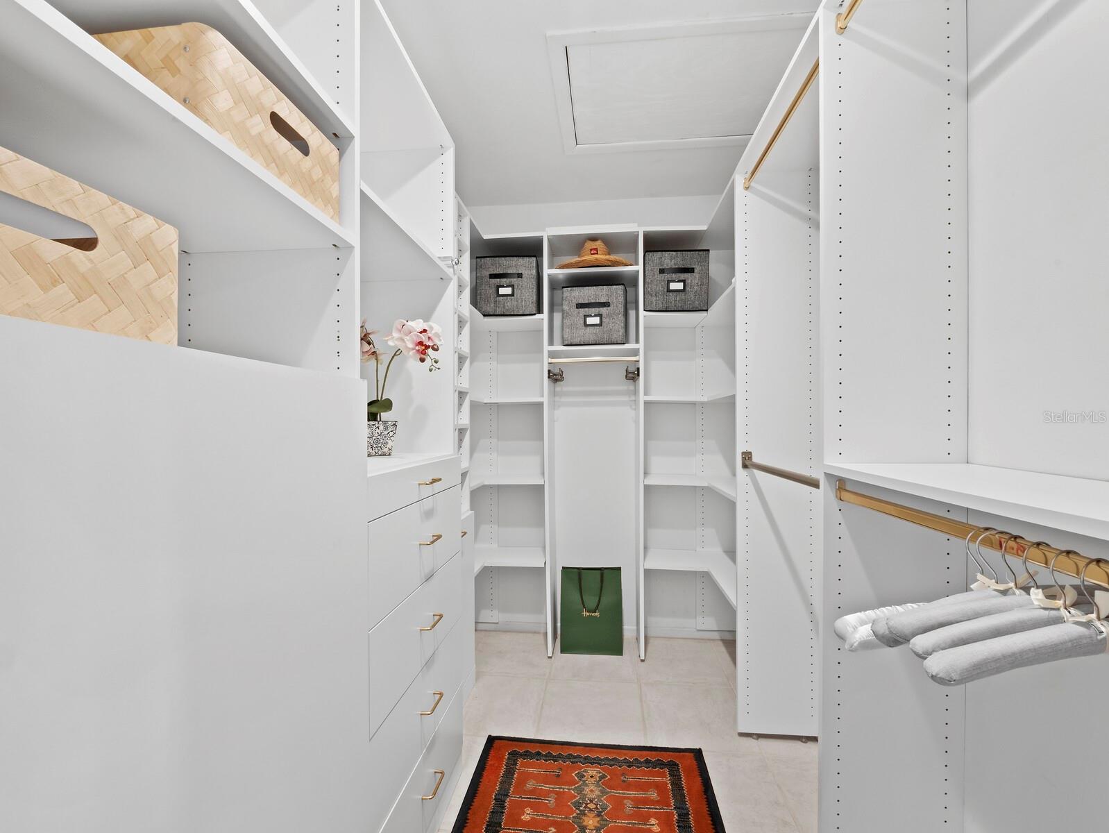 Image 29 of 59 For 601 Norton Street