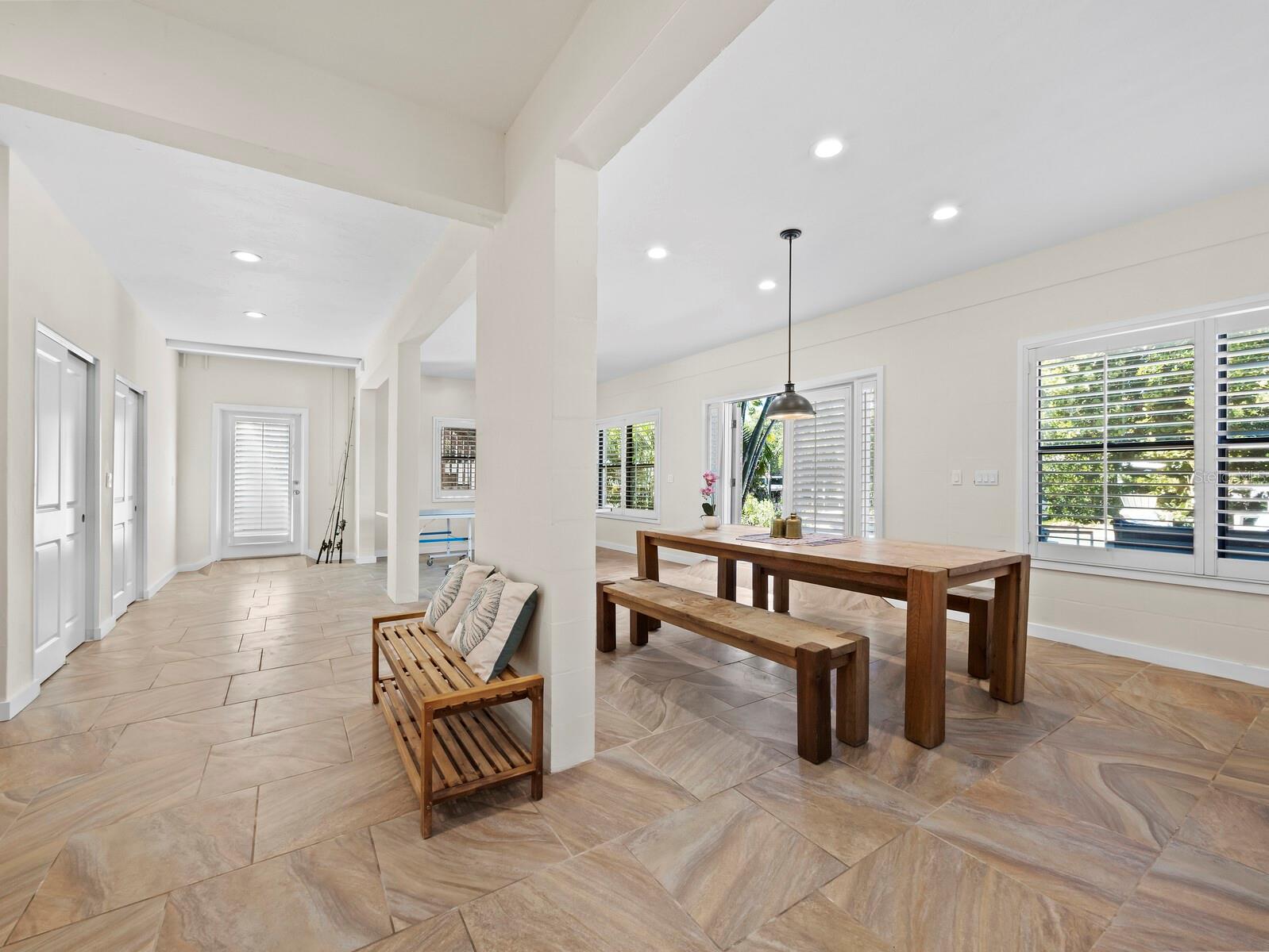 Image 33 of 59 For 601 Norton Street