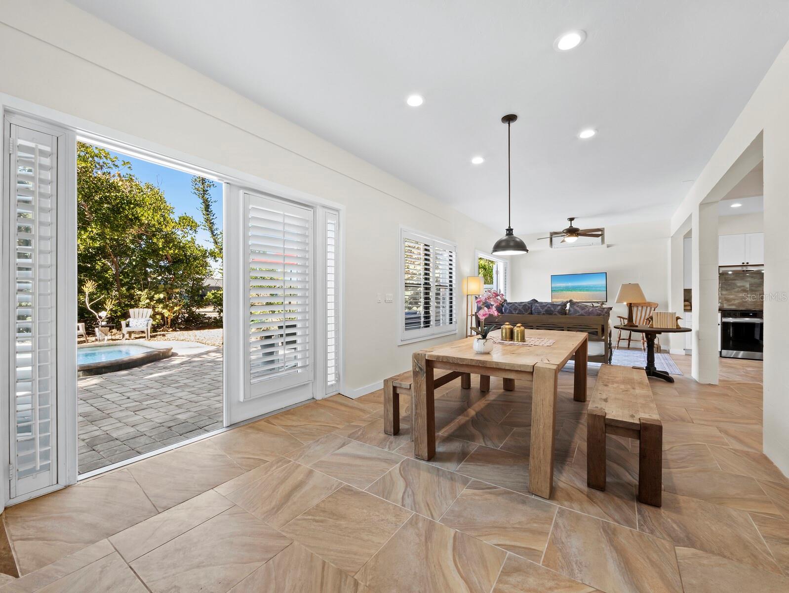 Image 36 of 59 For 601 Norton Street