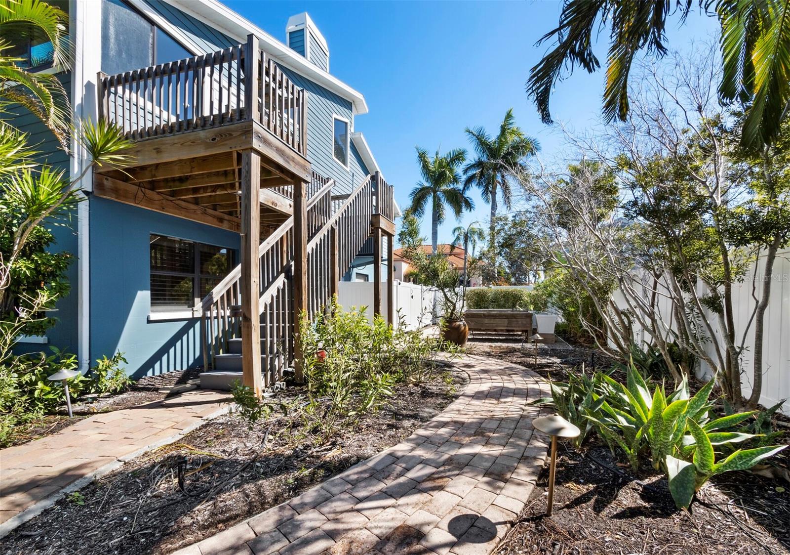 Image 47 of 59 For 601 Norton Street