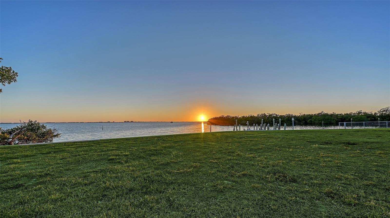 Image 10 of 90 For 7322 Westmoreland Drive