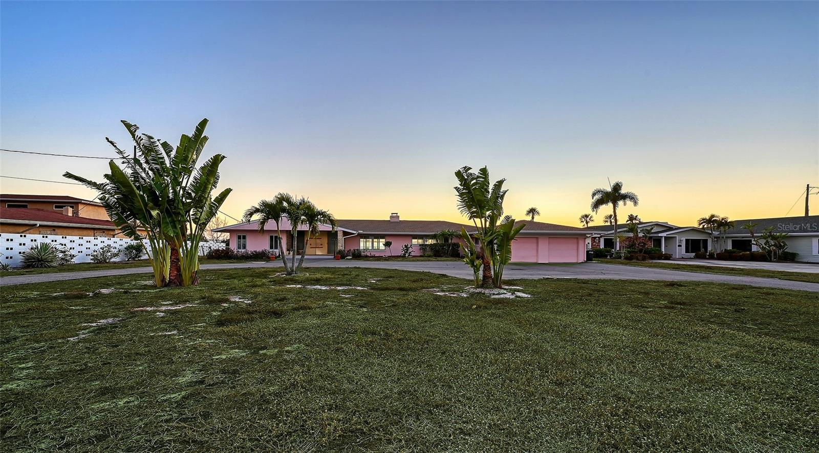 Image 3 of 90 For 7322 Westmoreland Drive