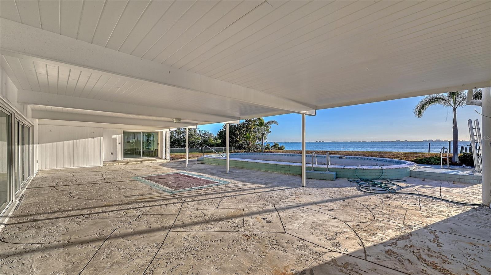 Image 6 of 90 For 7322 Westmoreland Drive