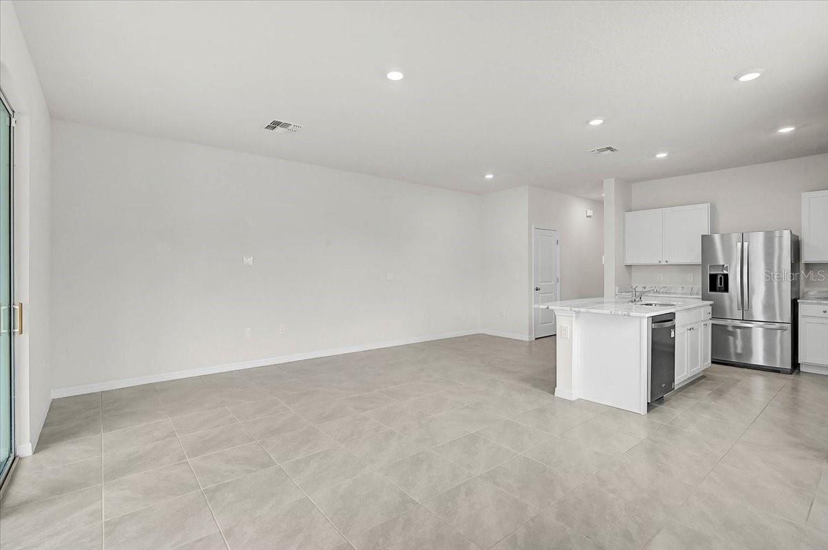 Image 11 of 38 For 4034 Goldheart Boulevard