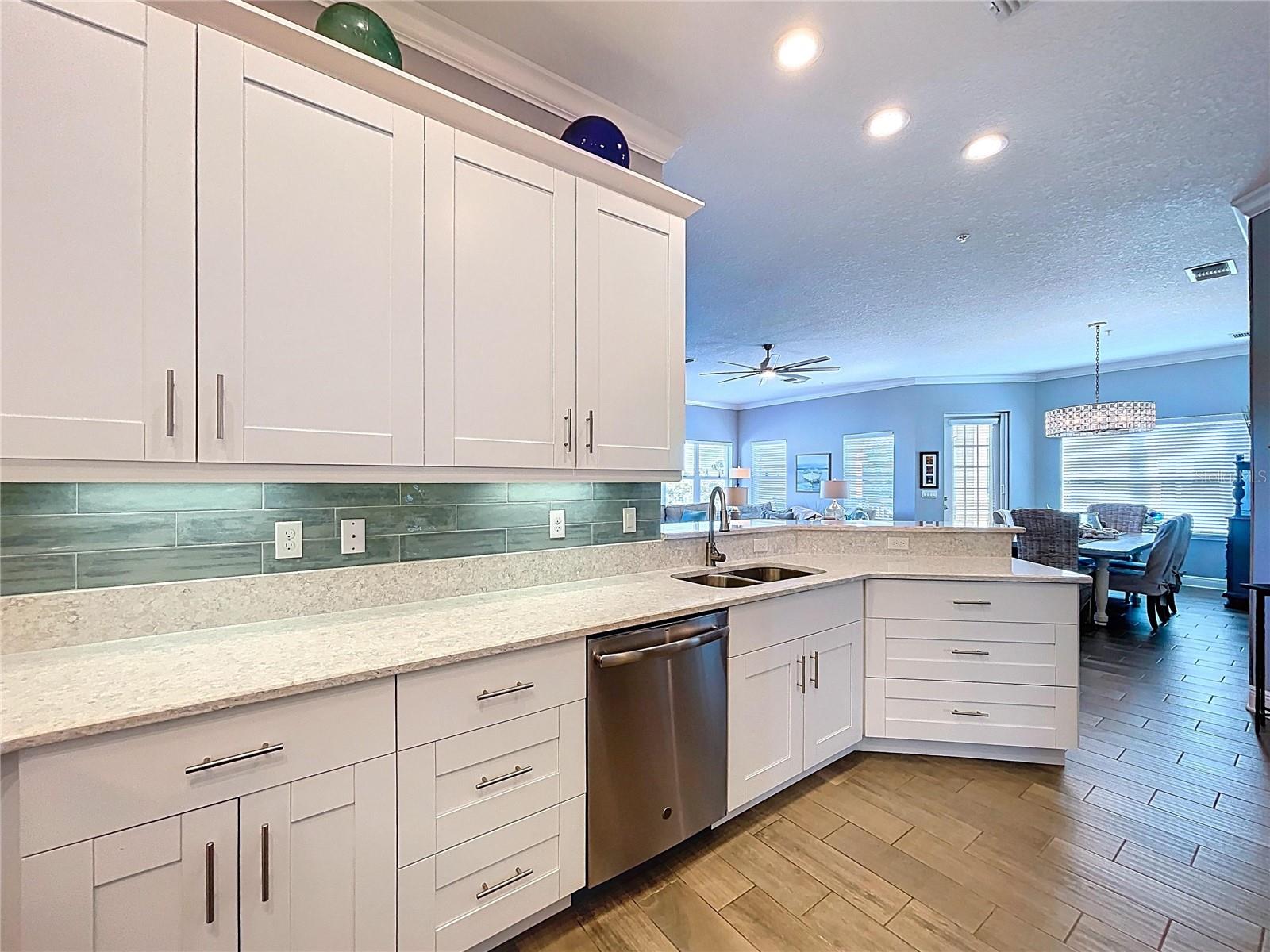 Image 9 of 95 For 7730 34th Ave W 303