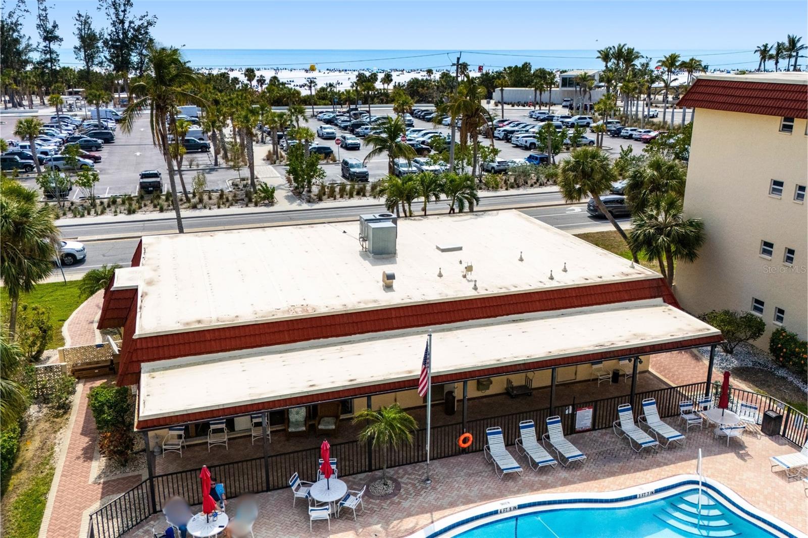 Image 29 of 43 For 915 Beach Road 318