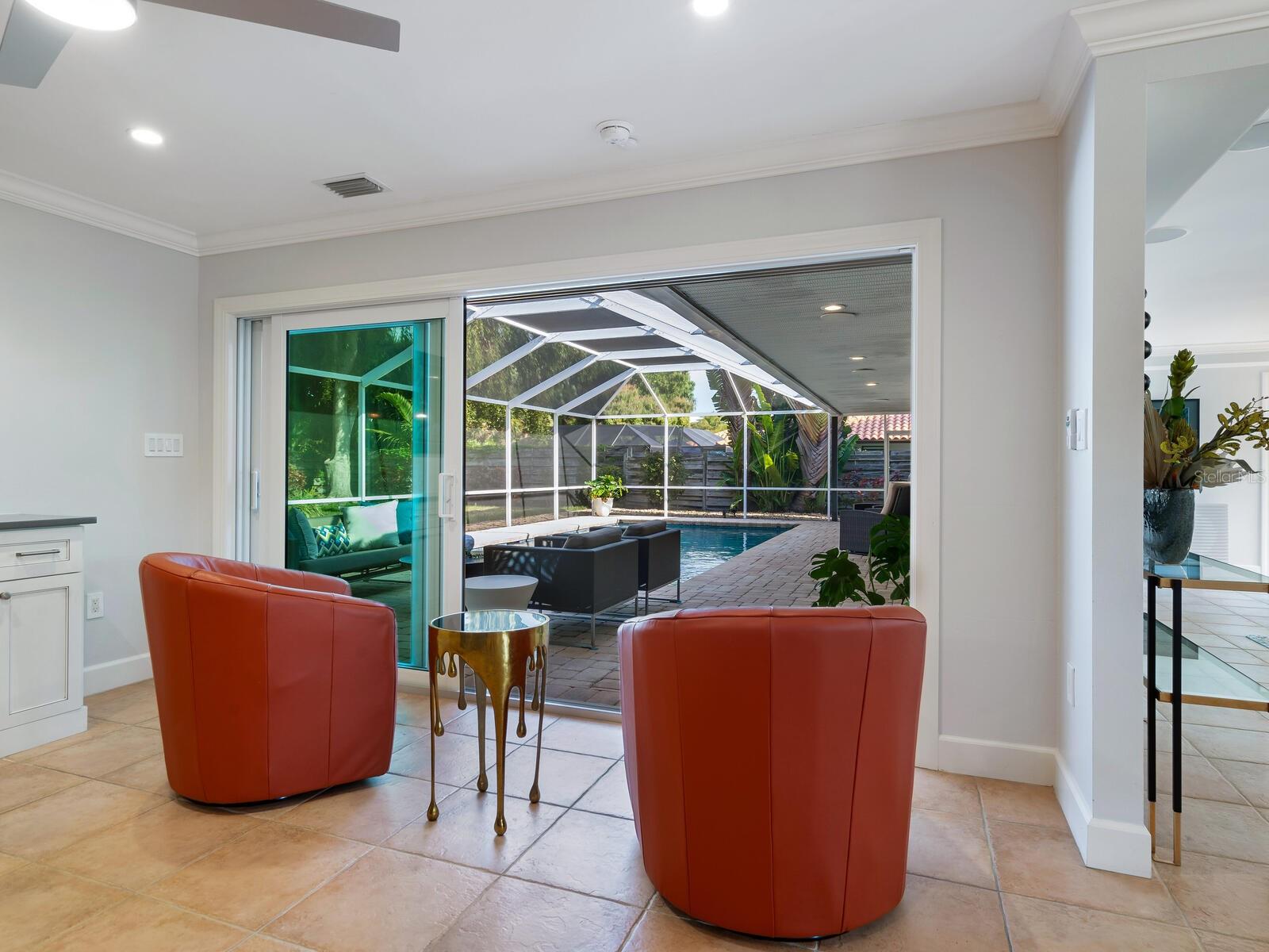 Image 12 of 47 For 606 Owl Way 