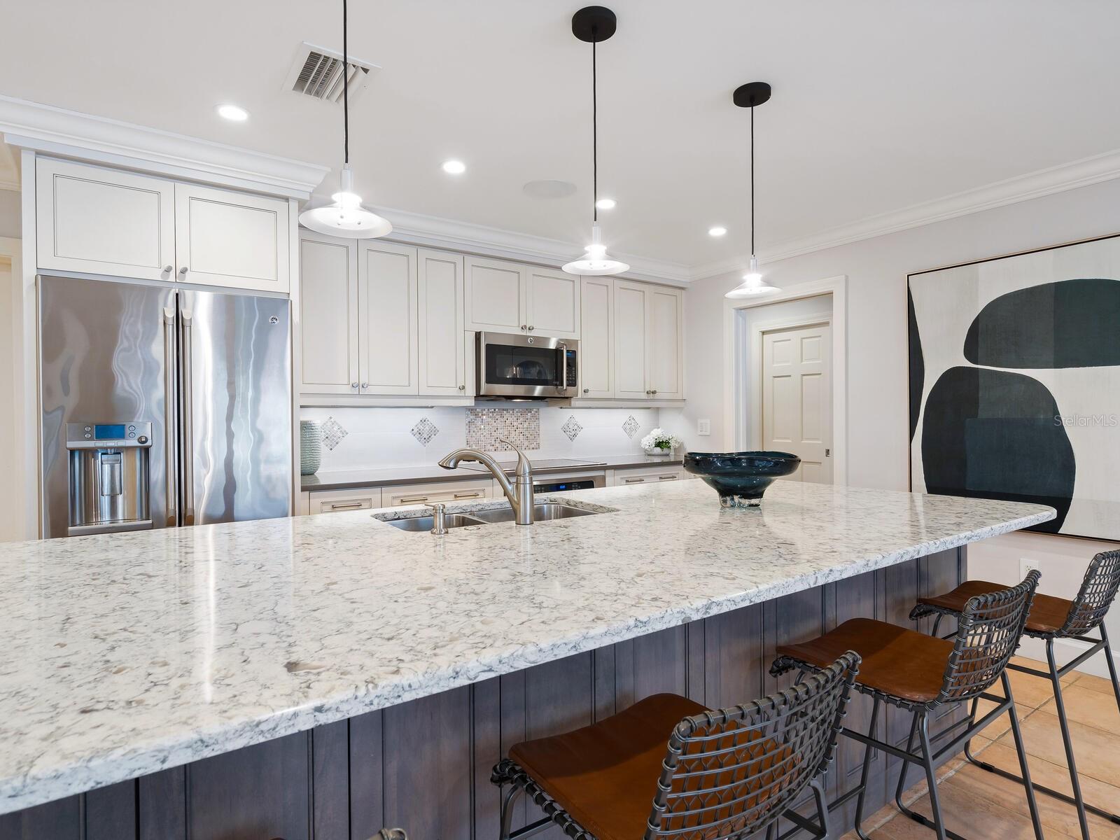 Image 14 of 47 For 606 Owl Way 