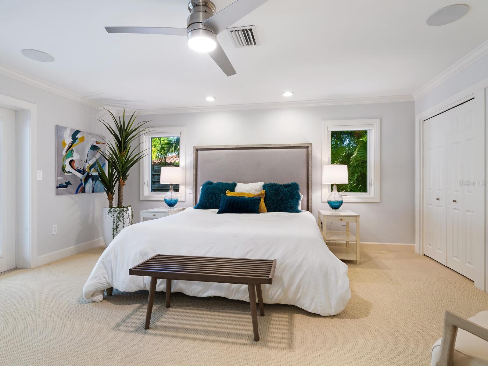 Image 19 of 47 For 606 Owl Way 