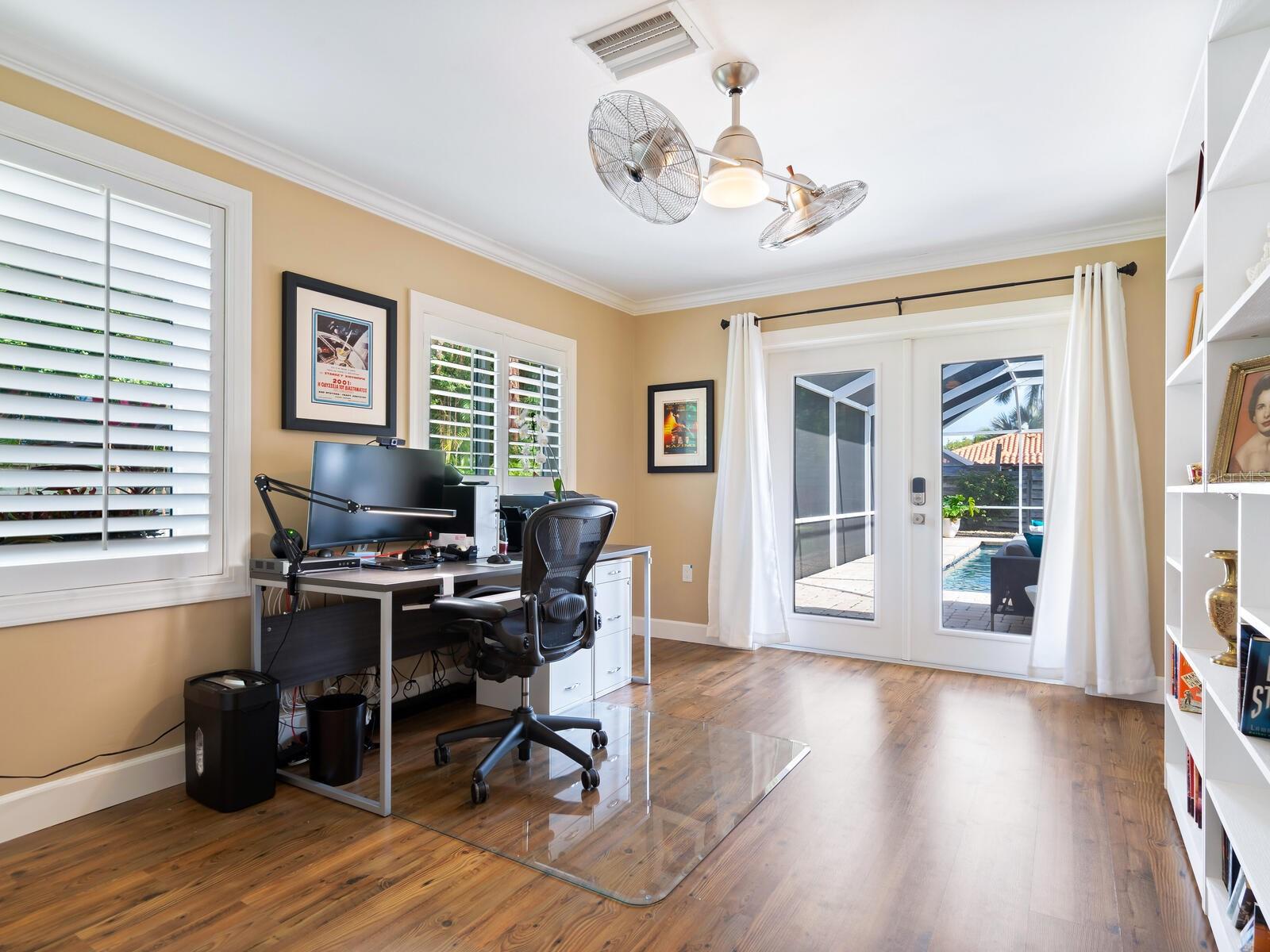 Image 25 of 47 For 606 Owl Way 