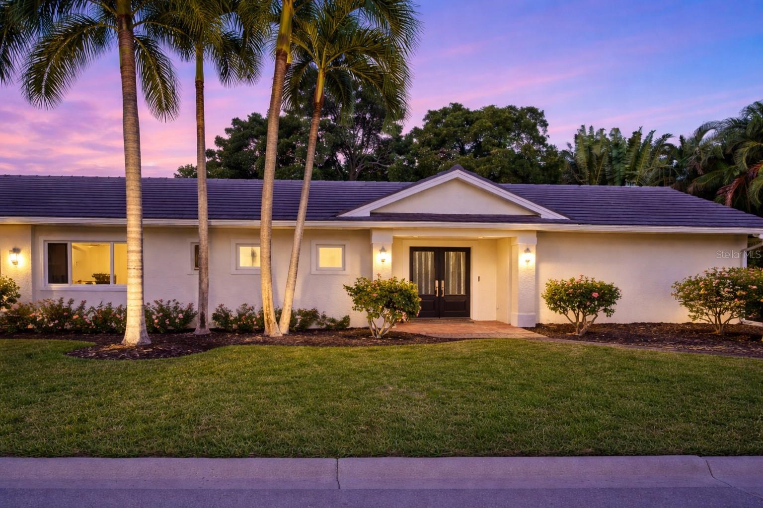 Image 3 of 47 For 606 Owl Way 