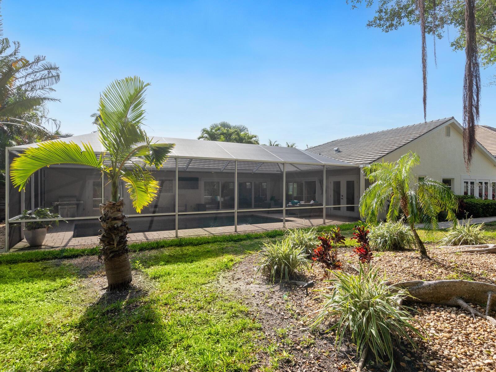 Image 40 of 47 For 606 Owl Way 