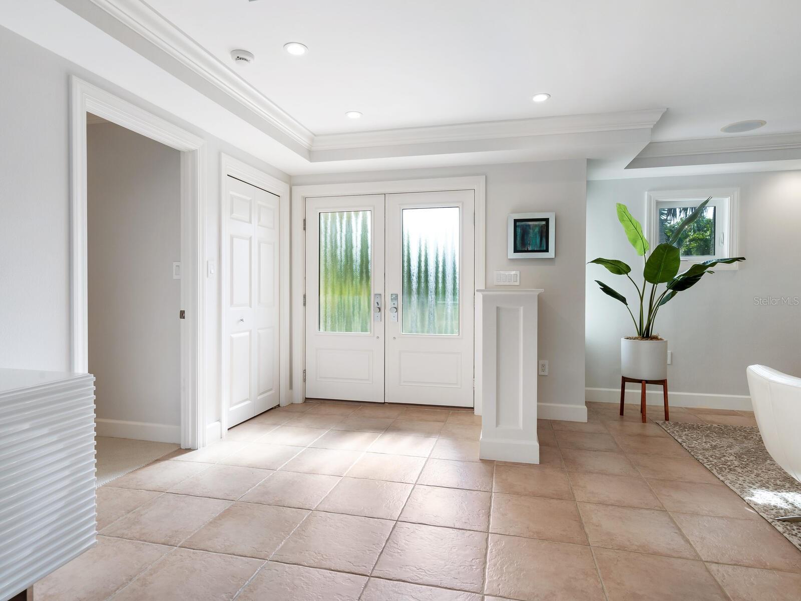 Image 6 of 47 For 606 Owl Way 