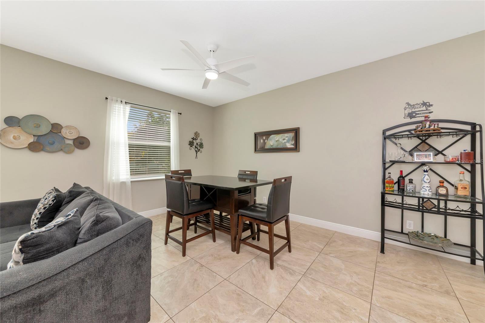 Image 11 of 46 For 3221 3rd Street E