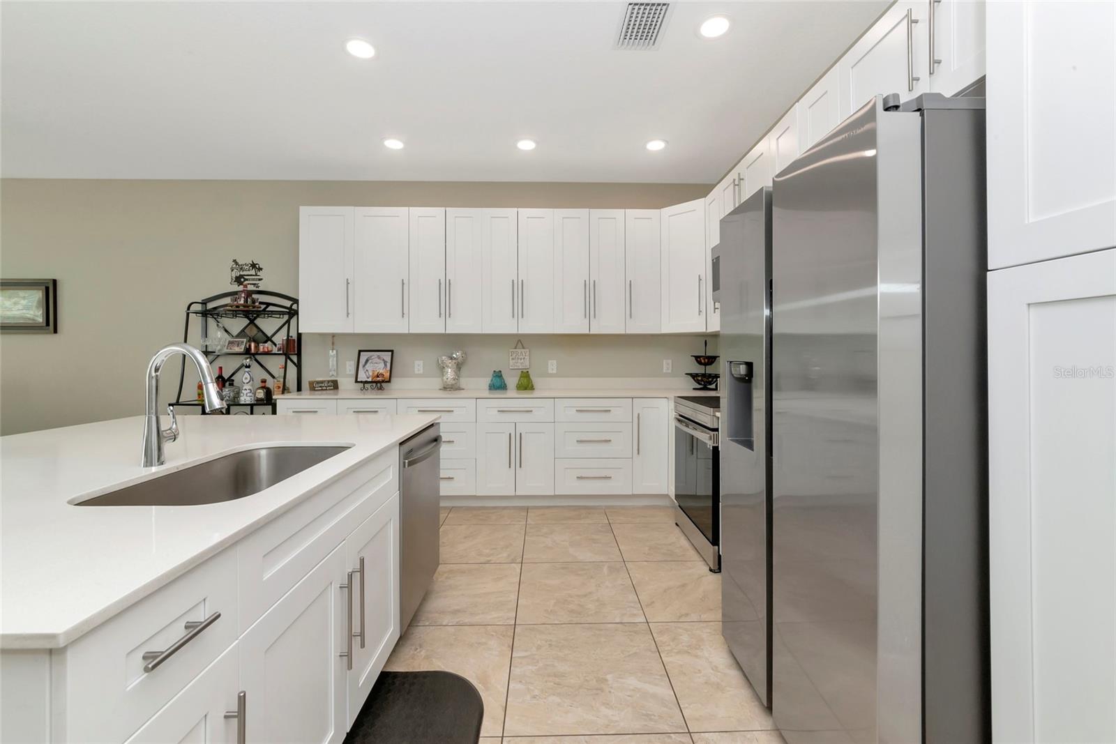 Image 20 of 46 For 3221 3rd Street E