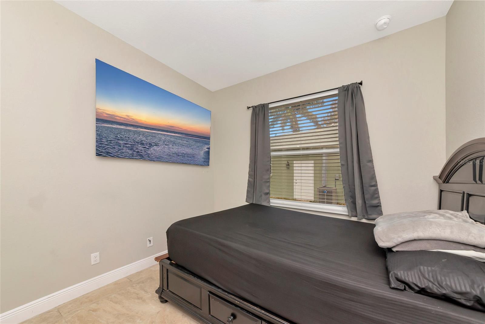 Image 29 of 46 For 3221 3rd Street E