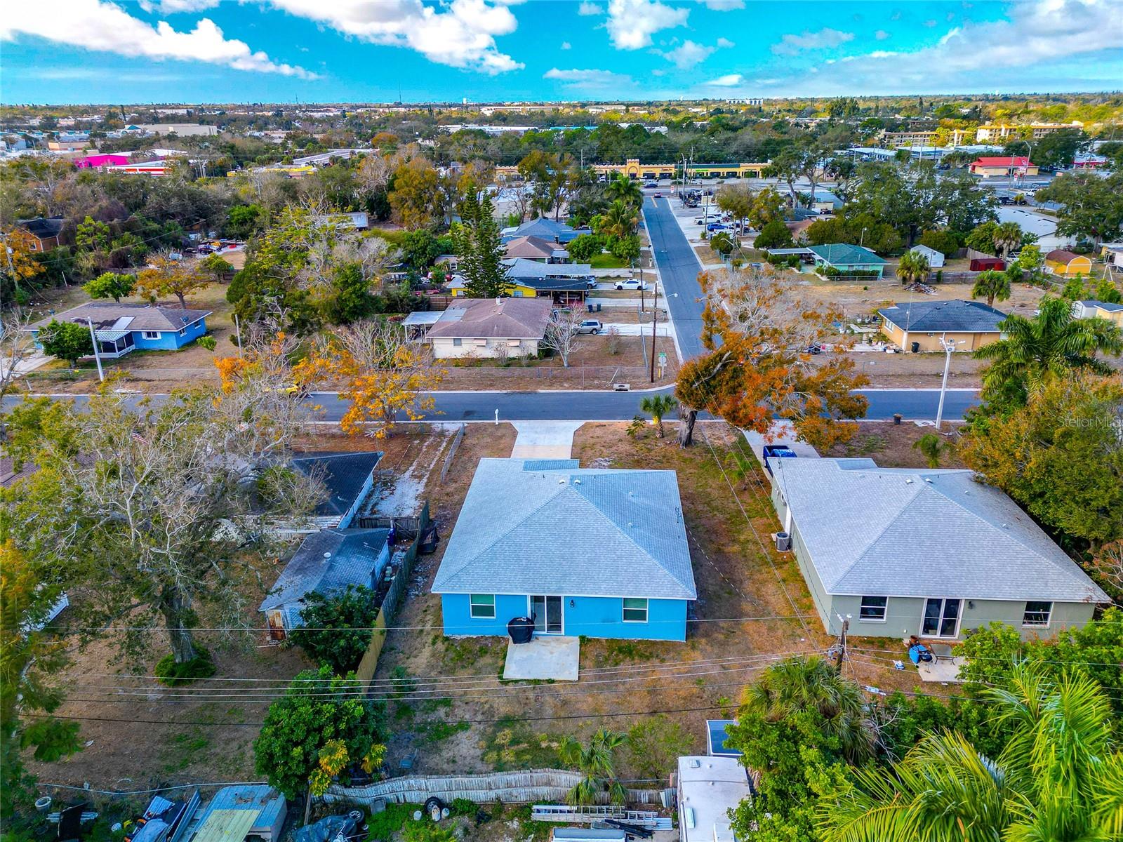 Image 4 of 46 For 3221 3rd Street E