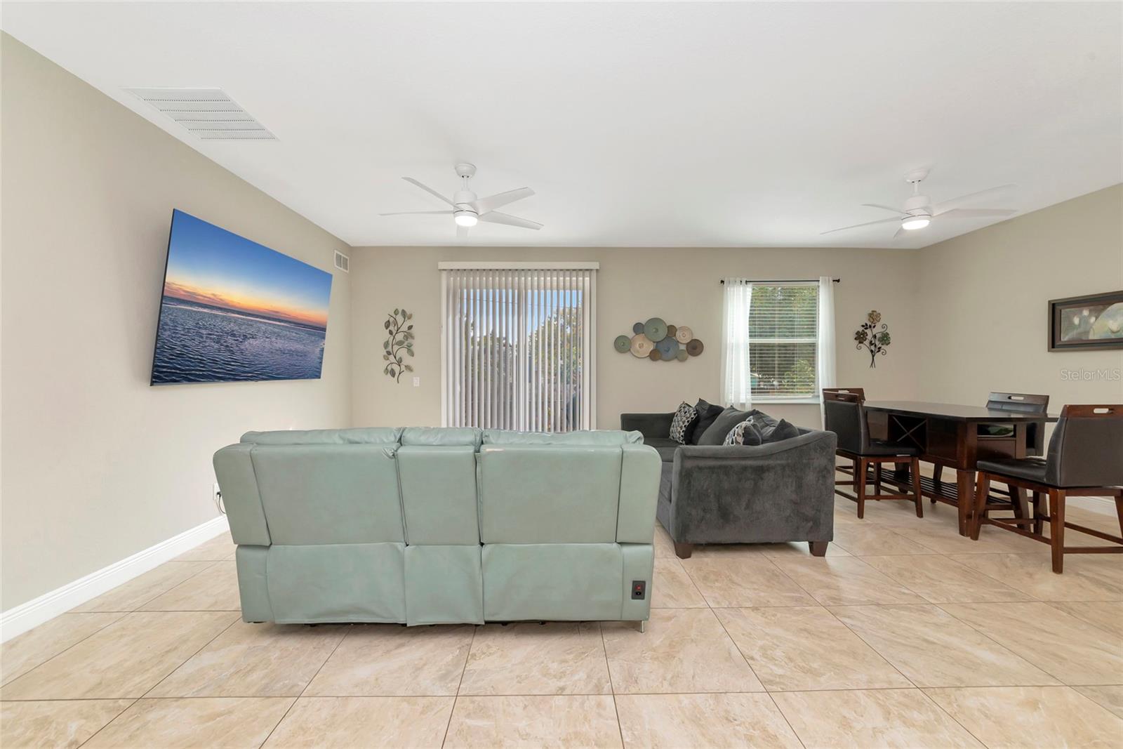 Image 6 of 46 For 3221 3rd Street E