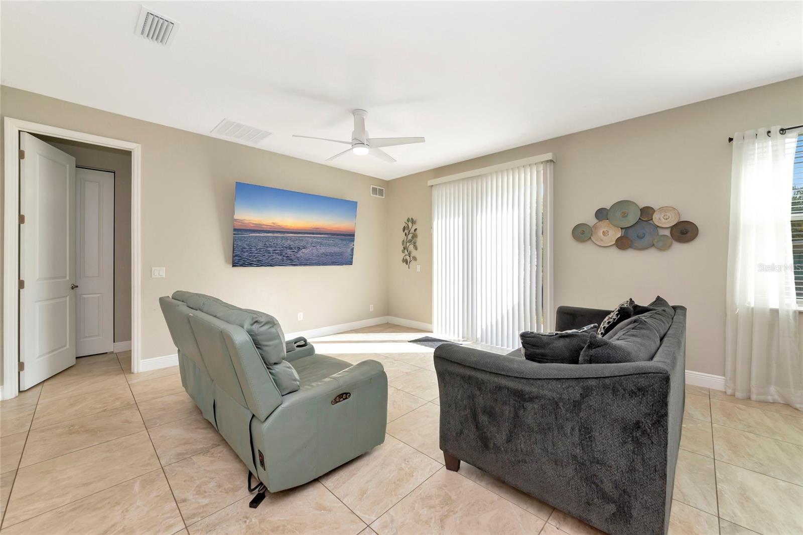 Image 8 of 46 For 3221 3rd Street E