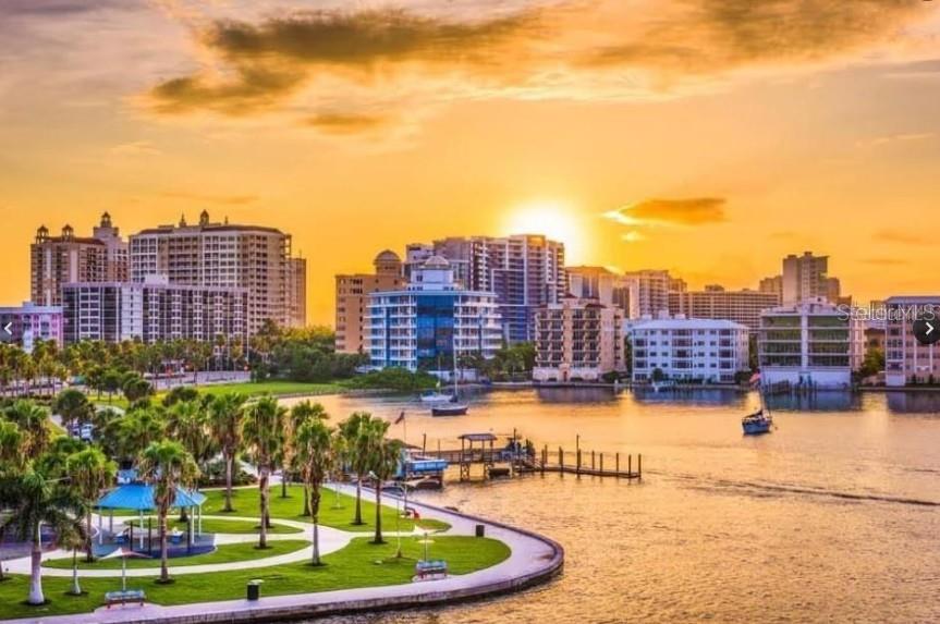 Image 11 of 18 For 2154 Dr Martin Luther King Jr Way