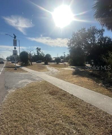 Image 17 of 18 For 2154 Dr Martin Luther King Jr Way