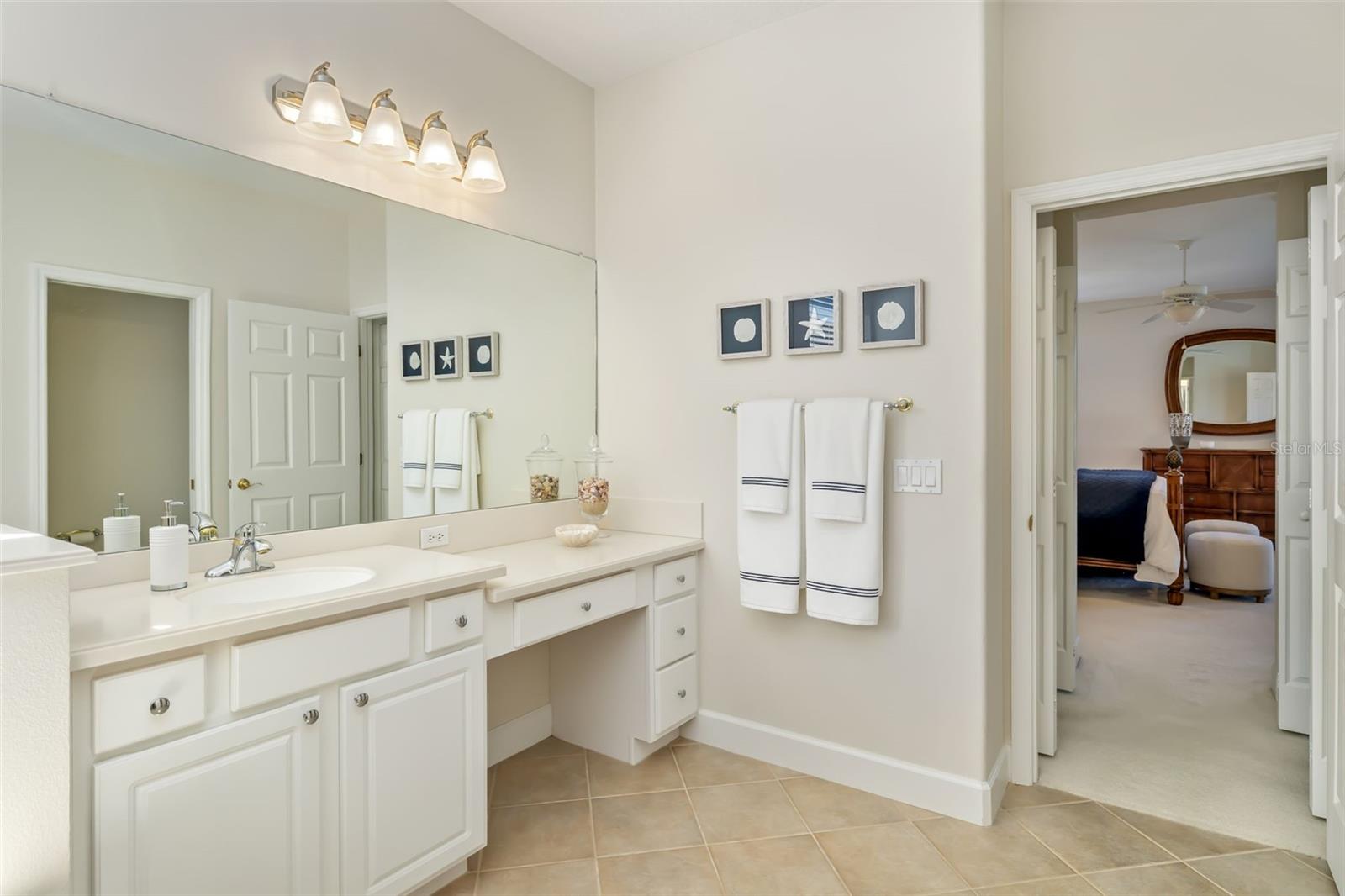 Image 19 of 100 For 646 Foggy Morn Lane