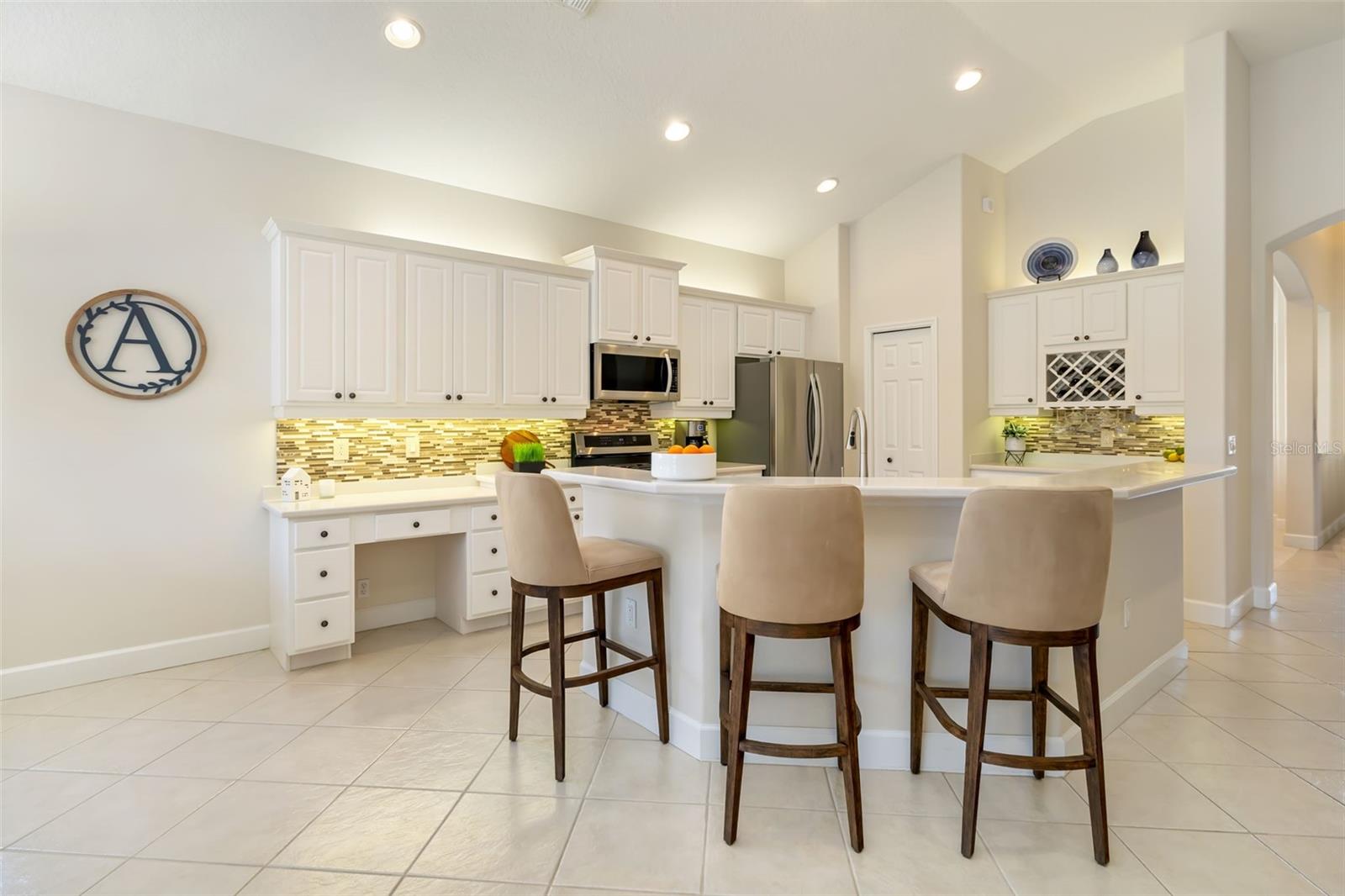 Image 35 of 100 For 646 Foggy Morn Lane