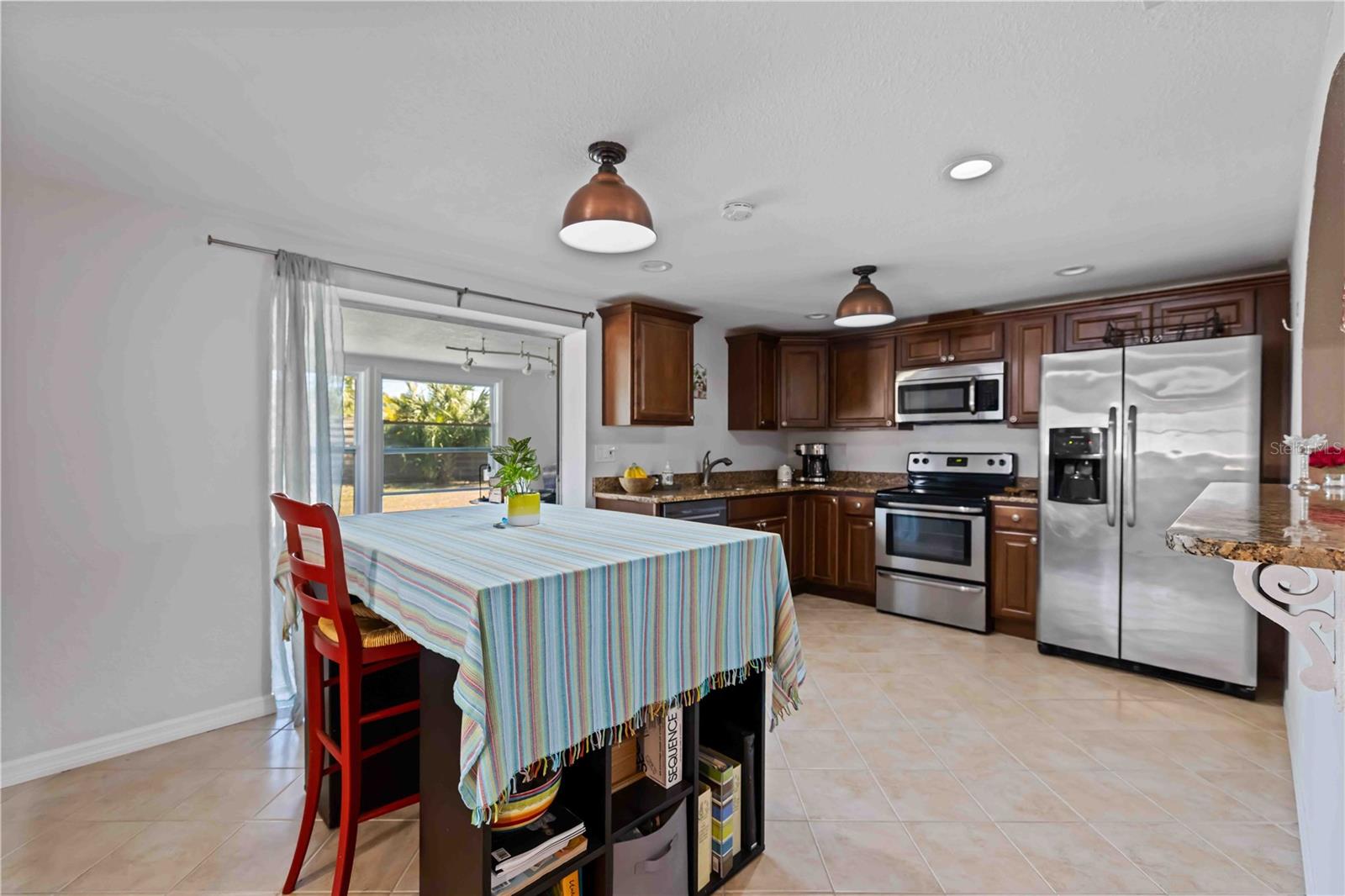 Image 14 of 65 For 3035 Shamrock Drive