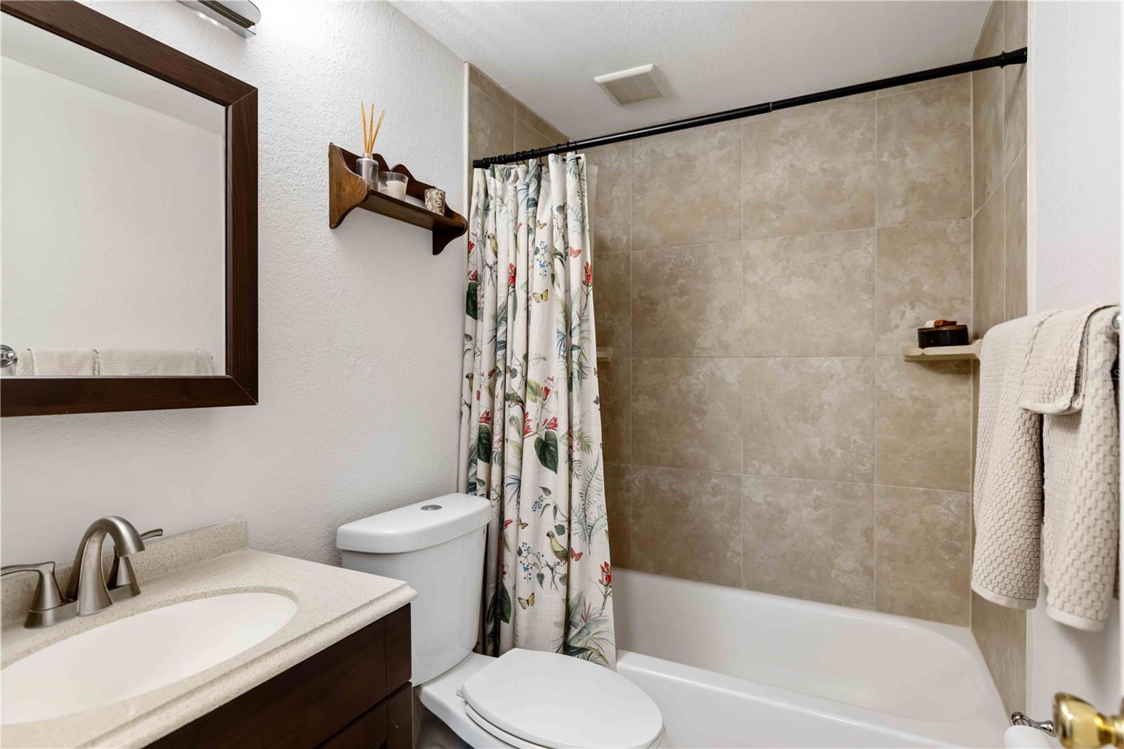 Image 31 of 65 For 3035 Shamrock Drive