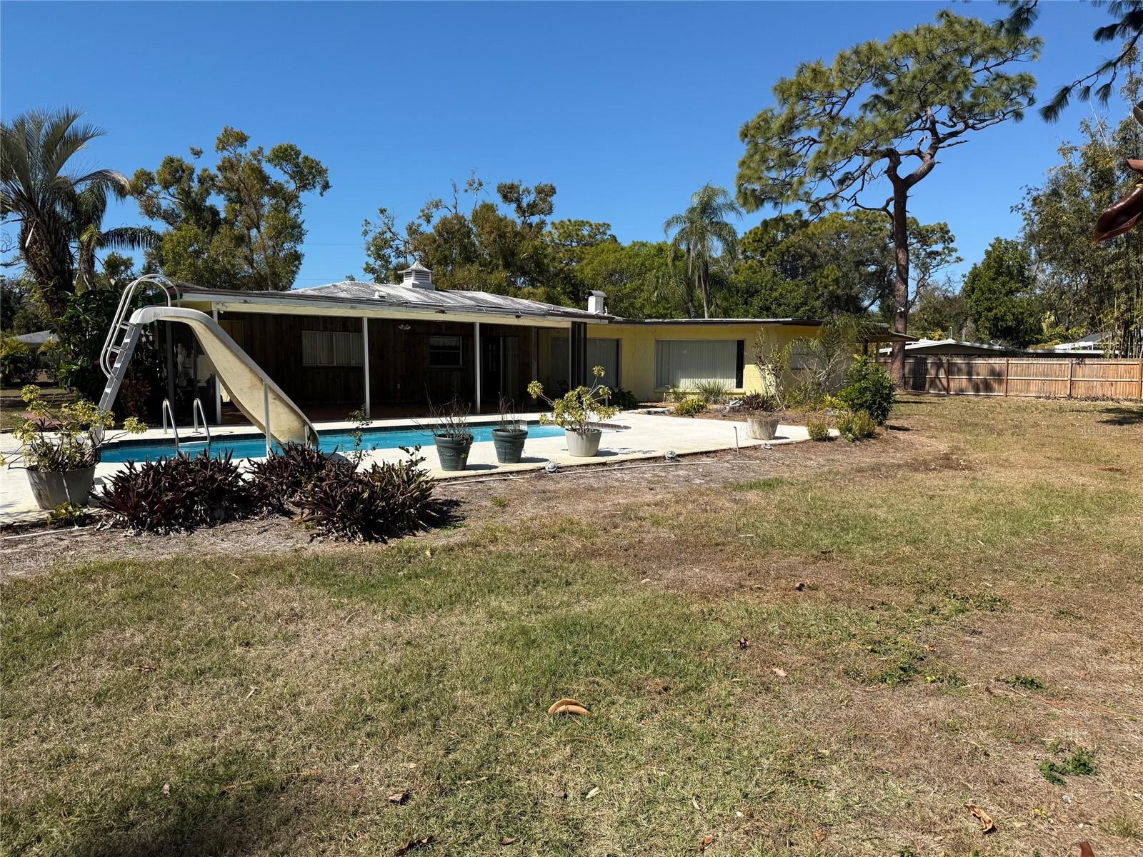 Image 18 of 23 For 3846 Malec Circle