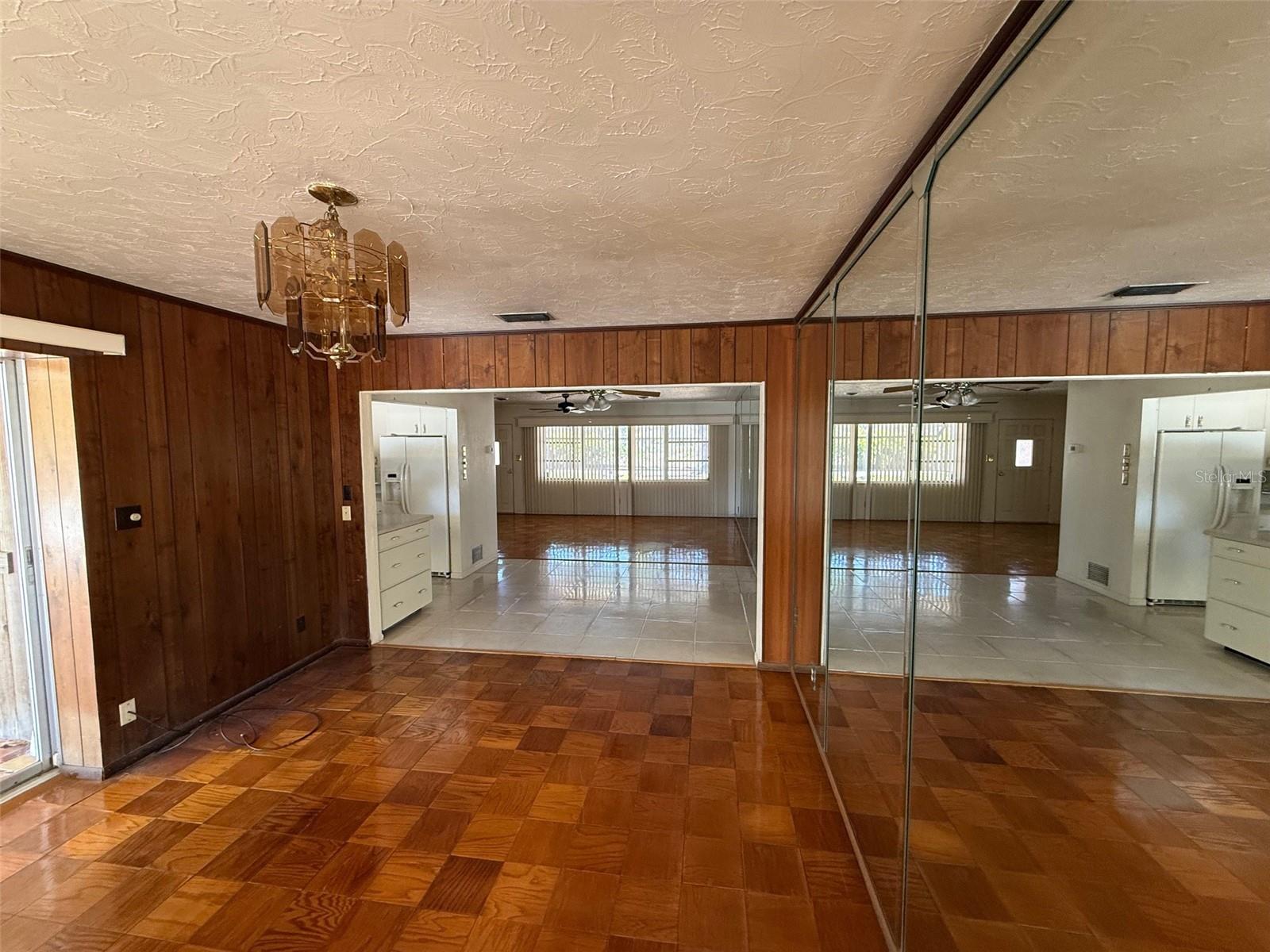 Image 3 of 23 For 3846 Malec Circle