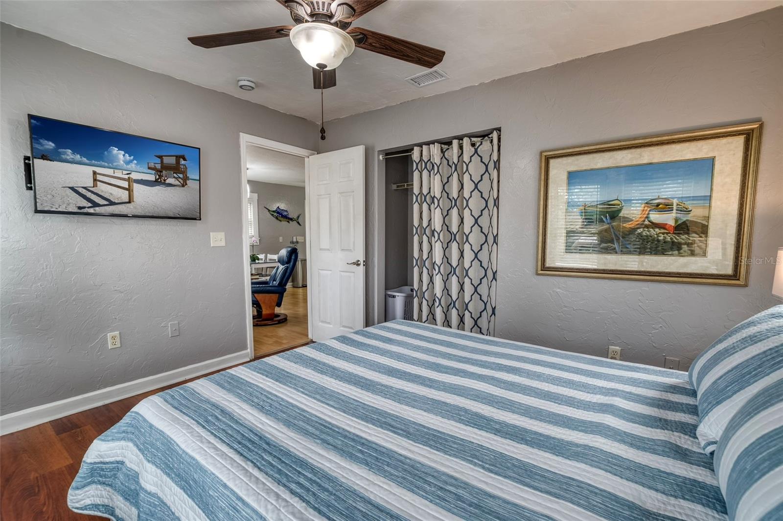 Image 24 of 85 For 304 15th Street W