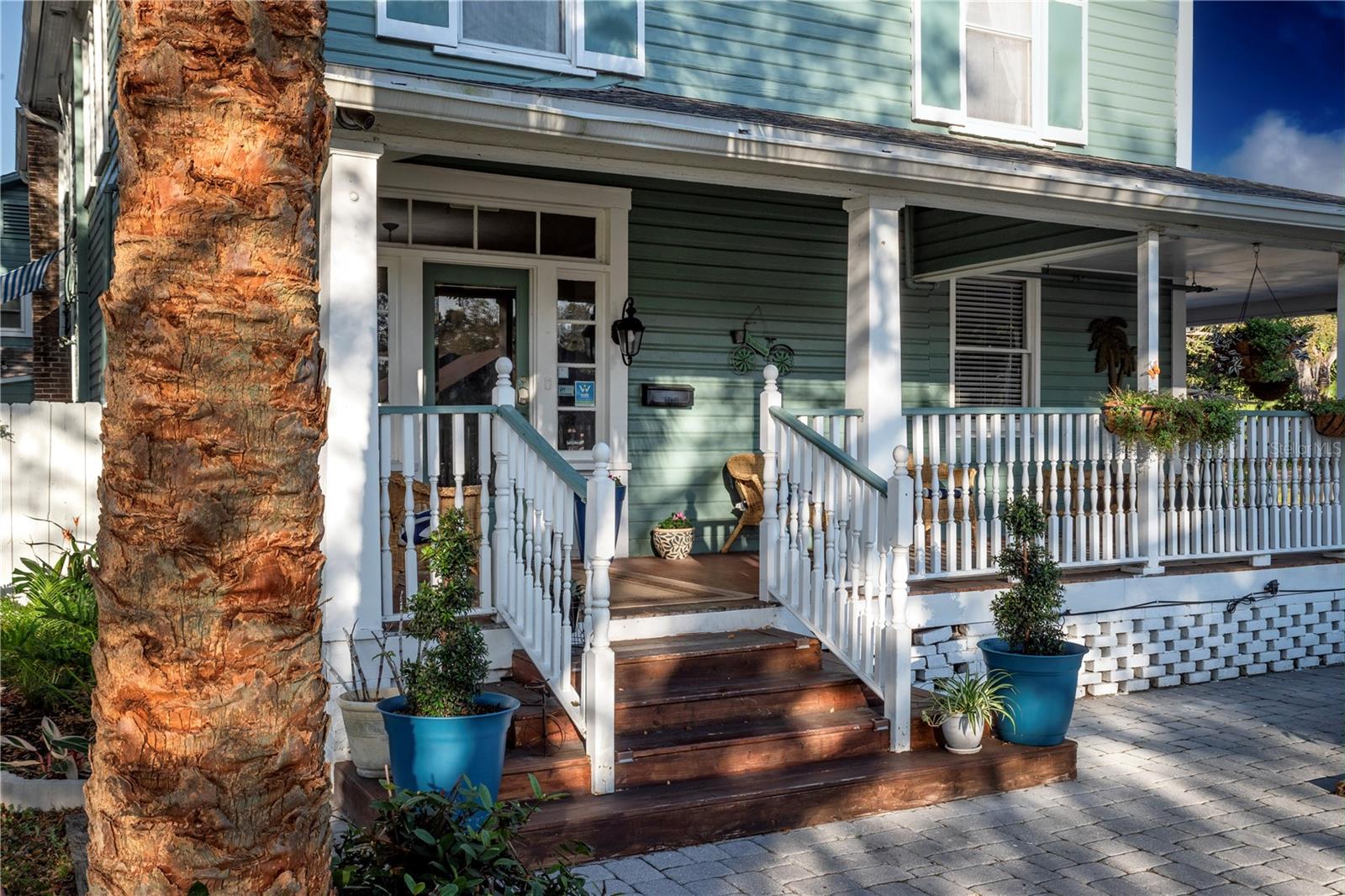 Image 3 of 85 For 304 15th Street W