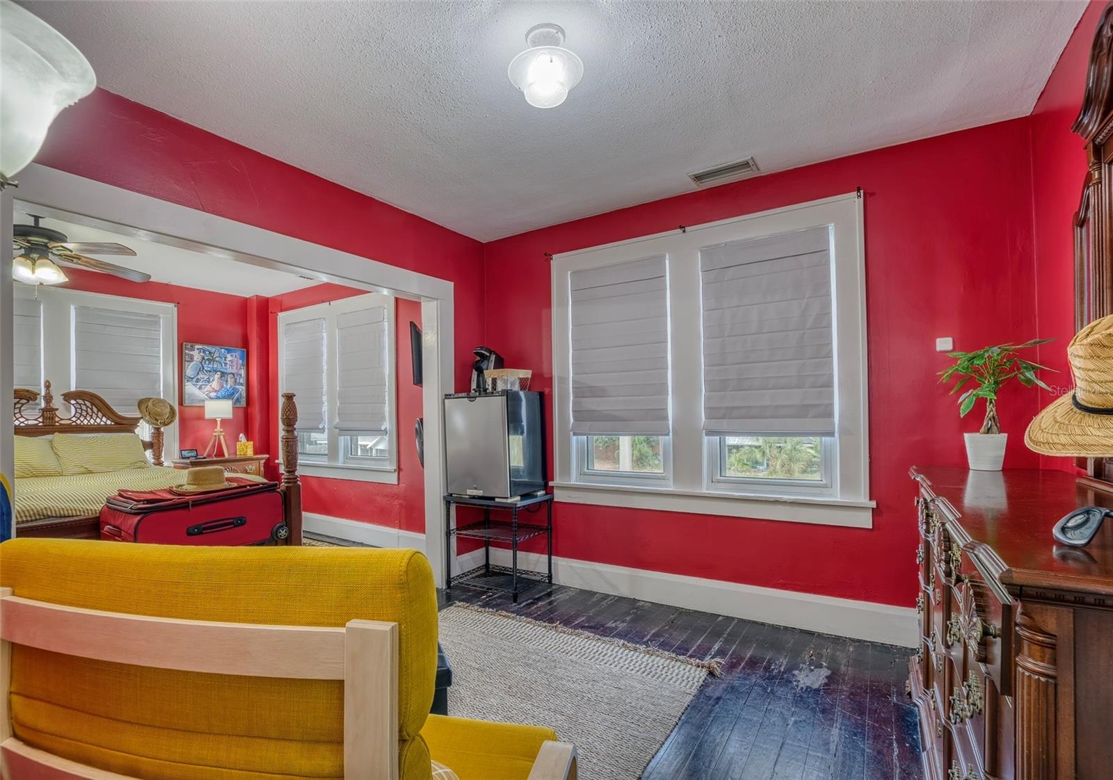 Image 38 of 85 For 304 15th Street W