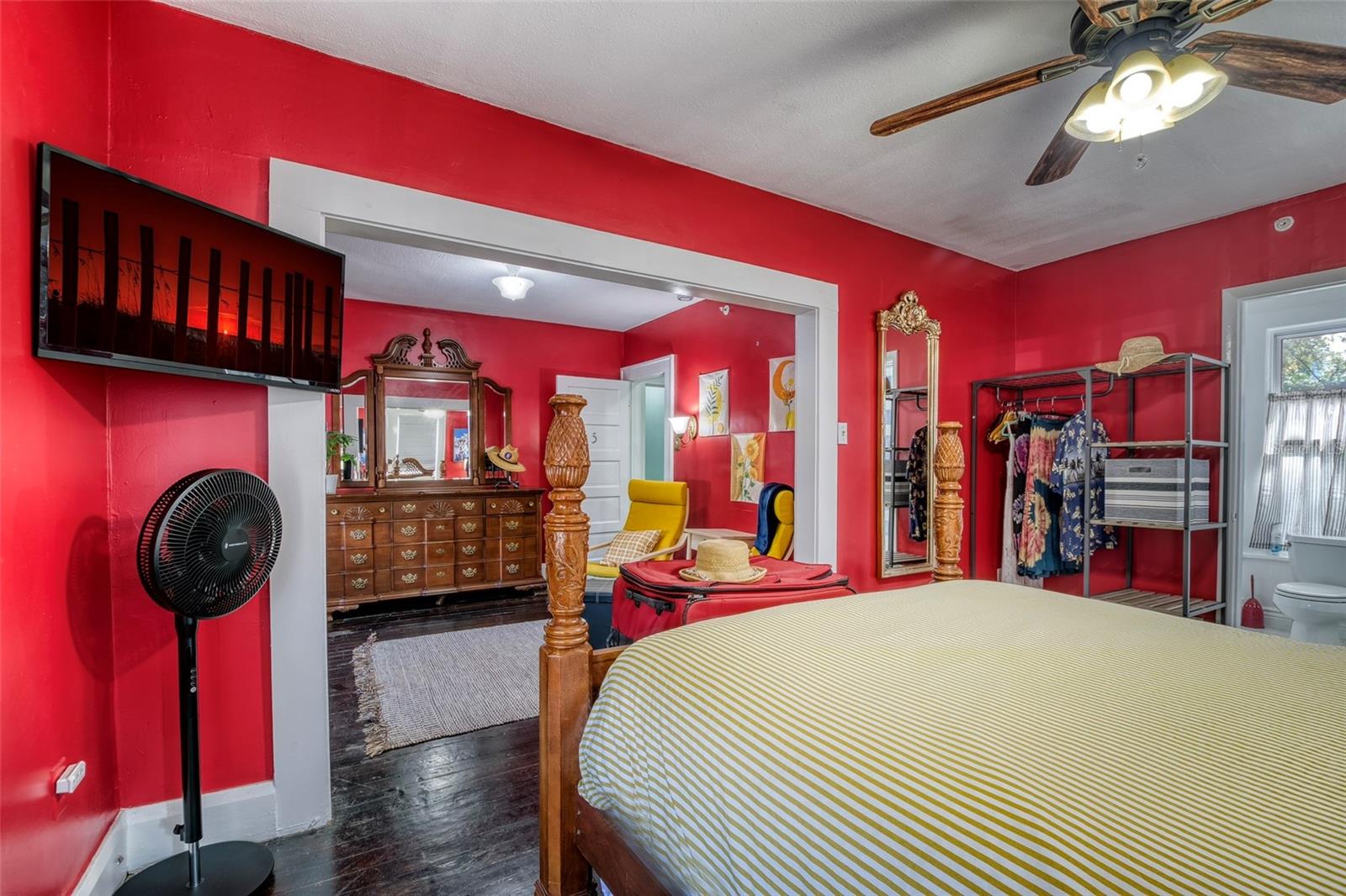 Image 40 of 85 For 304 15th Street W